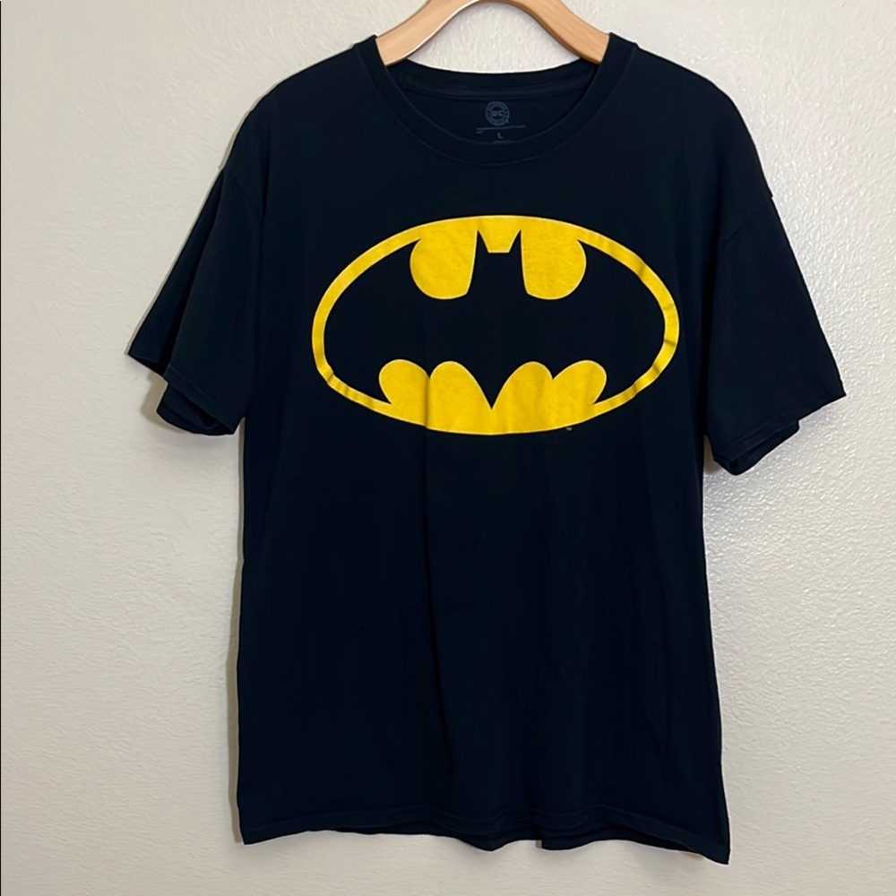 DC Comics Black Yellow Batman Logo Cotton T-Shirt